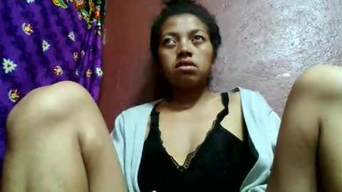 henitsaldy online show from May 15, 2026, 3:02 am