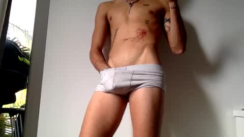 henrycase69 online show from January 30, 2025, 3:51 pm