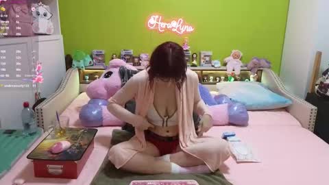 Snapshot of heraluna_ chatting on January 9, 2026, 9:49 pm HeraLuna online show from January 9, 2026, 9:49 pm