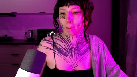 Snapshot of herbal_helpmepls chatting on February 6, 2025, 12:22 am dirty Diana online show from February 6, 2025, 12:22 am