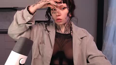 Snapshot of herbal_helpmepls chatting on February 13, 2025, 2:42 pm dirty Diana online show from February 13, 2025, 2:42 pm