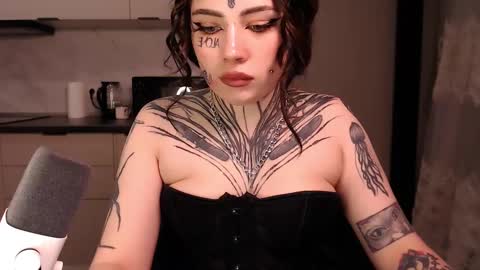 Snapshot of herbal_helpmepls chatting on February 16, 2025, 6:21 pm dirty Diana online show from February 16, 2025, 6:21 pm