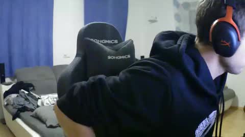 John Pearl online show from November 22, 2025, 5:34 pm