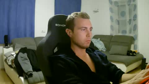Snapshot of herbstenden chatting on May 23, 2026, 8:02 pm John Pearl online show from May 23, 2026, 8:02 pm
