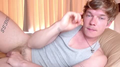 Snapshot of hercules__ chatting on December 21, 2024, 4:19 am Gregblonde Alextattoo online show from December 21, 2024, 4:19 am