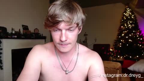 Snapshot of hercules__ chatting on December 28, 2024, 6:18 pm Gregblonde Alextattoo online show from December 28, 2024, 6:18 pm