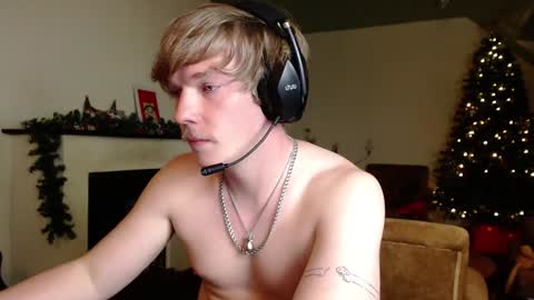 Snapshot of hercules__ chatting on January 13, 2025, 6:38 pm Gregblonde Alextattoo online show from January 13, 2025, 6:38 pm