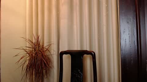 Snapshot of hercules__ chatting on February 2, 2025, 4:00 pm Gregblonde Alextattoo online show from February 2, 2025, 4:00 pm