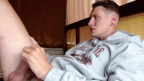 Snapshot of hercules__ chatting on February 20, 2025, 12:52 am Gregblonde Alextattoo online show from February 20, 2025, 12:52 am