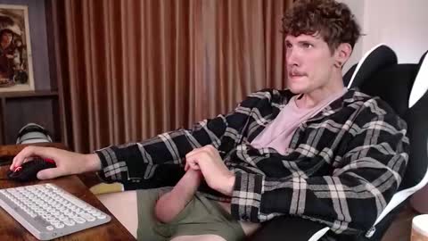 Snapshot of hercules__ chatting on September 23, 2025, 2:58 am Gregblonde Alextattoo online show from September 23, 2025, 2:58 am