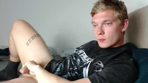 Snapshot of hercules__ chatting on October 30, 2025, 4:08 pm Gregblonde Alextattoo online show from October 30, 2025, 4:08 pm