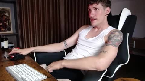 Gregblonde  Alextattoo online show from November 19, 2025, 1:38 am