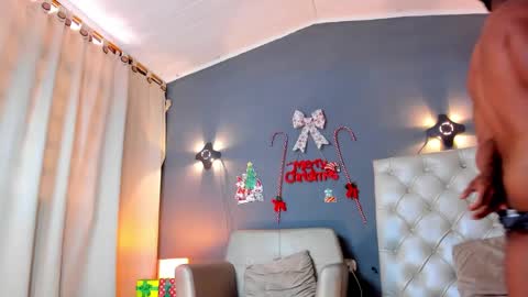 Snapshot of herculeswheeler chatting on December 24, 2024, 5:23 pm Hercules online show from December 24, 2024, 5:23 pm