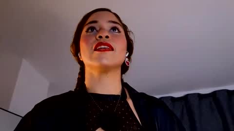 hercyqueen online show from October 13, 2025, 2:11 am