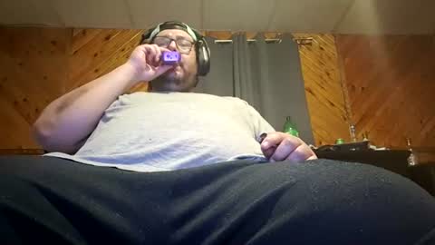 Hereforbootyyyy online show from June 25, 2026, 8:41 am