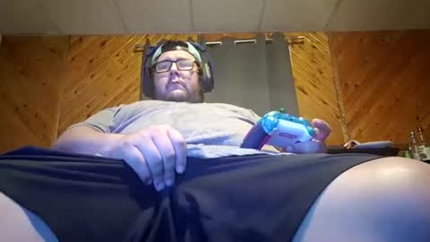 Hereforbootyyyy online show from August 2, 2026, 1:26 am