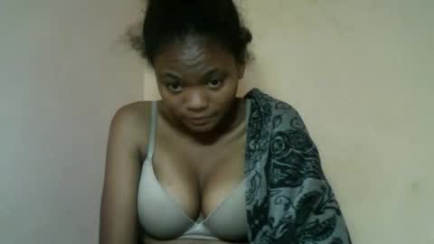herisse01 online show from May 15, 2026, 11:56 pm