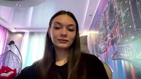 Lina online show from April 29, 2026, 10:52 am