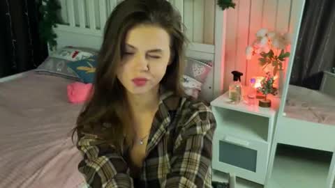 Snapshot of herminasouth chatting on March 1, 2026, 6:54 pm Nicole online show from March 1, 2026, 6:54 pm