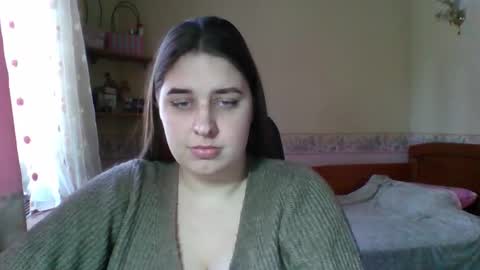 hess_luna_ online show from January 16, 2026, 10:08 am