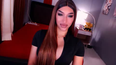 Snapshot of hestiaprytanei chatting on April 23, 2026, 12:29 pm bry online show from April 23, 2026, 12:29 pm