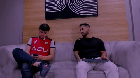 heteros men online show from December 1, 2025, 1:49 pm