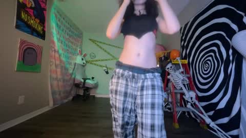 Snapshot of hexivu chatting on October 24, 2025, 4:31 am salem online show from October 24, 2025, 4:31 am