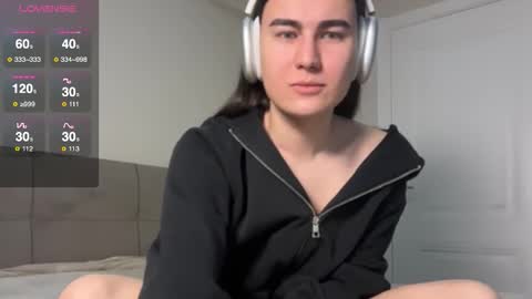 Snapshot of heyalena chatting on February 11, 2026, 6:24 pm heyalena online show from February 11, 2026, 6:24 pm