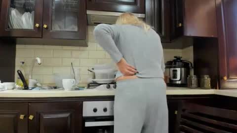 Heyheygrey online show from October 5, 2025, 7:07 am