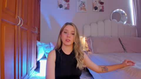 Martina Ricci Show schedule Monday to Friday 8am colombia time I work some weekends  online show from March 3, 2026, 4:46 pm