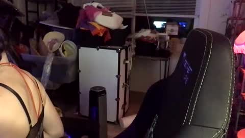 FlexieFae online show from January 7, 2025, 6:05 am