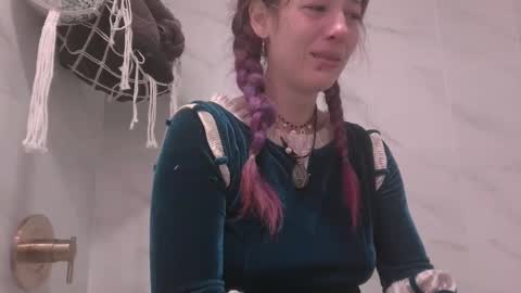 FlexieFae online show from January 31, 2025, 12:39 am