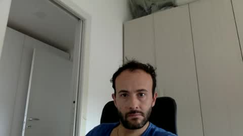 Snapshot of hhombre chatting on July 10, 2026, 9:56 am hhombre online show from July 10, 2026, 9:56 am