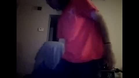 Snapshot of hiddenboner4u chatting on February 15, 2026, 6:32 am hiddenboner4u online show from February 15, 2026, 6:32 am