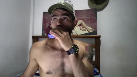 Snapshot of hideonbush051 chatting on September 10, 2025, 1:49 am hideonbush online show from September 10, 2025, 1:49 am