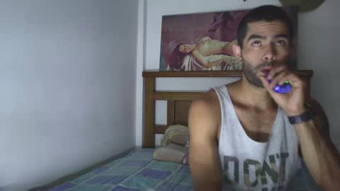 Snapshot of hideonbush051 chatting on October 10, 2025, 2:54 am hideonbush online show from October 10, 2025, 2:54 am