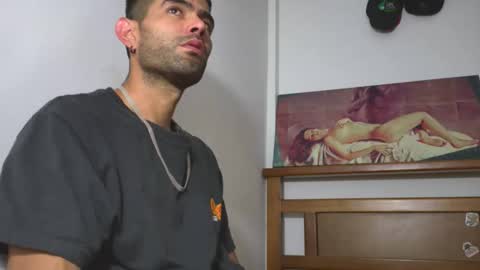 hideonbush online show from April 17, 2026, 11:02 am