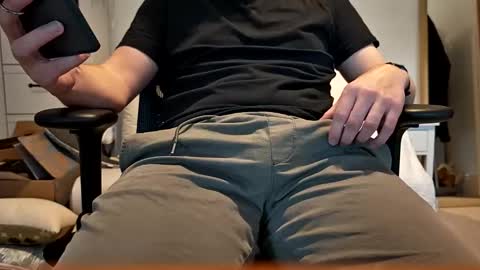 Snapshot of highway2025 chatting on February 5, 2026, 9:47 am Highway online show from February 5, 2026, 9:47 am