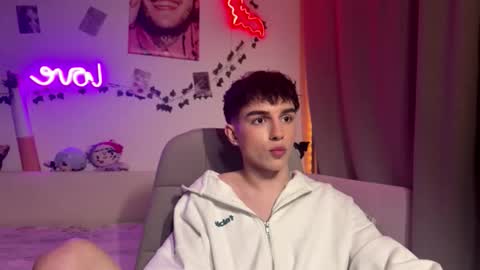 twinkvadusha online show from February 24, 2026, 5:55 pm