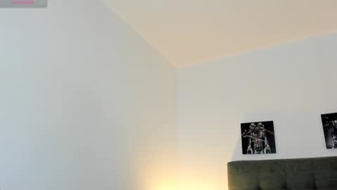 Snapshot of hilary_tailor chatting on February 14, 2026, 11:18 am hilary_tailor online show from February 14, 2026, 11:18 am