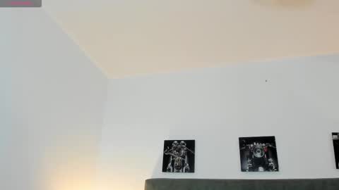 Snapshot of hilary_tailor chatting on February 24, 2026, 6:50 pm hilary_tailor online show from February 24, 2026, 6:50 pm