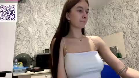 Snapshot of hinadesire chatting on July 4, 2026, 7:31 pm Hina online show from July 4, 2026, 7:31 pm