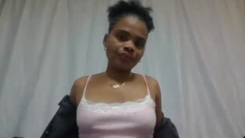 Snapshot of hinah89 chatting on June 11, 2026, 11:52 am hinah89 online show from June 11, 2026, 11:52 am