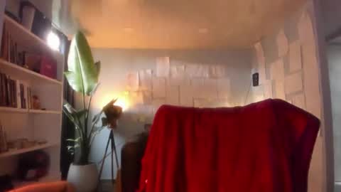 Hinnata online show from January 11, 2026, 6:02 pm