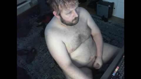 Snapshot of hipguy91 chatting on November 15, 2025, 7:10 pm hipguy91 online show from November 15, 2025, 7:10 pm