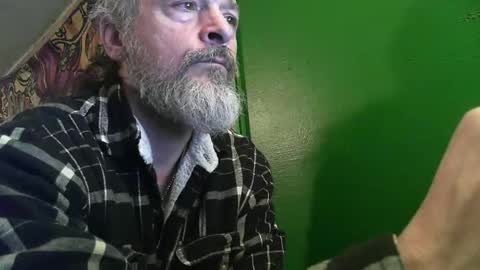 hippiedad333 online show from January 7, 2026, 12:13 am