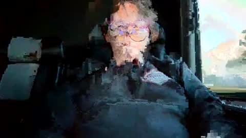 Snapshot of hippihope420 chatting on March 9, 2025, 11:25 pm Bella online show from March 9, 2025, 11:25 pm