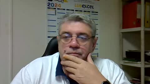 hippo online show from January 5, 2025, 8:11 am