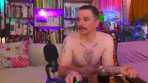 HipsterTrash Clark one half of Task Manager online show from July 4, 2026, 8:31 am