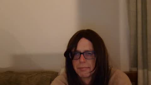 Snapshot of hiriley chatting on October 30, 2025, 10:32 pm HiRiley online show from October 30, 2025, 10:32 pm